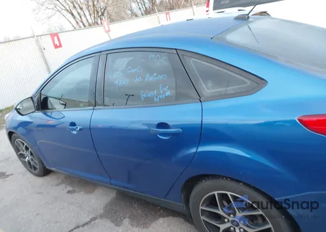 2018 Ford Focus Sel z USA, uszkodzony, nr VIN 1FADP3H28JL230749